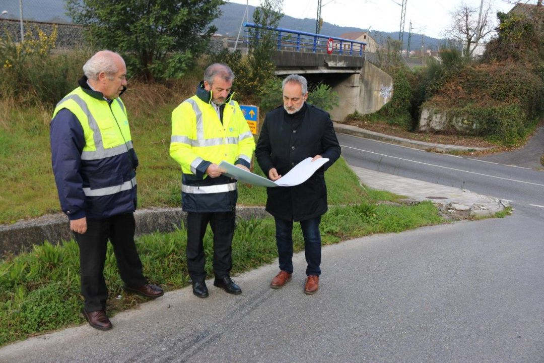 Cores Tourís visita la zona donde se construirá la senda peatonal entre Alba y San Caetano Cores Tourís visita la zona donde se construirá la senda peatonal entre Alba y San Caetano