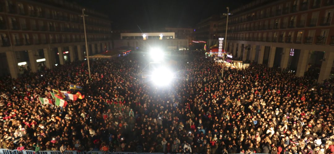 Una de las celebraciones navideñas en la plaza de España de Leganés, repleta de vecinos Una de las celebraciones navideñas en la plaza de España de Leganés, repleta de vecinos