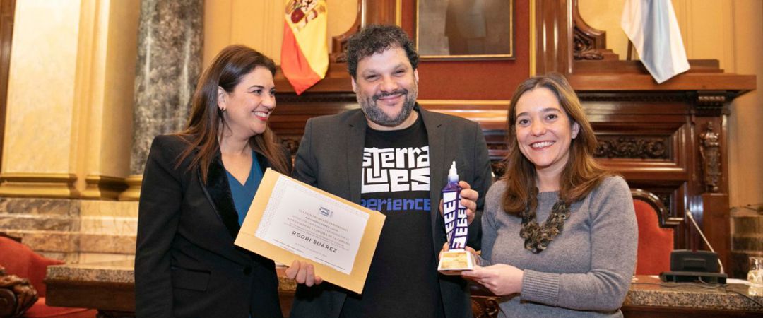 Doda Vázquez, presidenta de la Asociación de la Prensa, Rodri Suárez e Inés Rey Doda Vázquez, presidenta de la Asociación de la Prensa, Rodri Suárez e Inés Rey