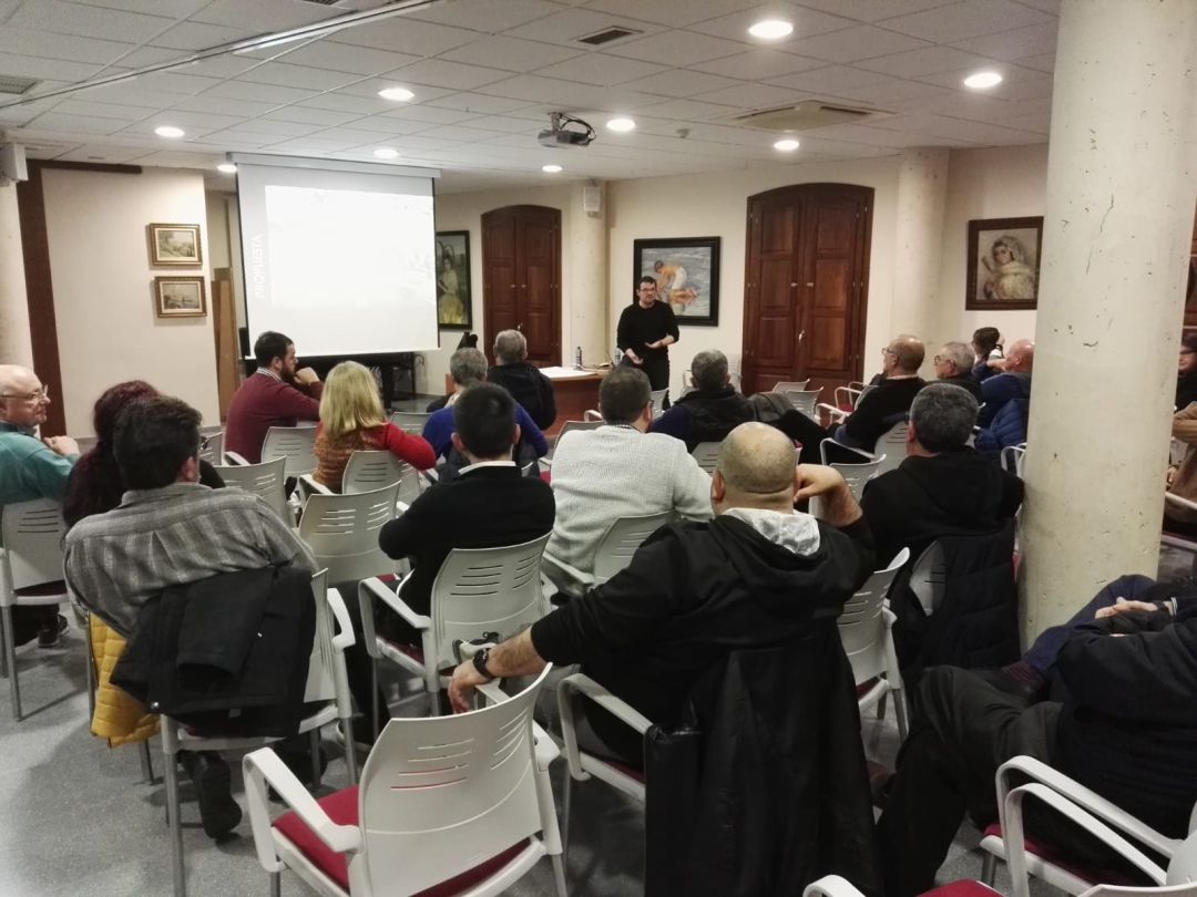 Presentación del proyecto de remodelación y mejora del acceso oeste de viandantes al casco urbano. Presentación del proyecto de remodelación y mejora del acceso oeste de viandantes al casco urbano.