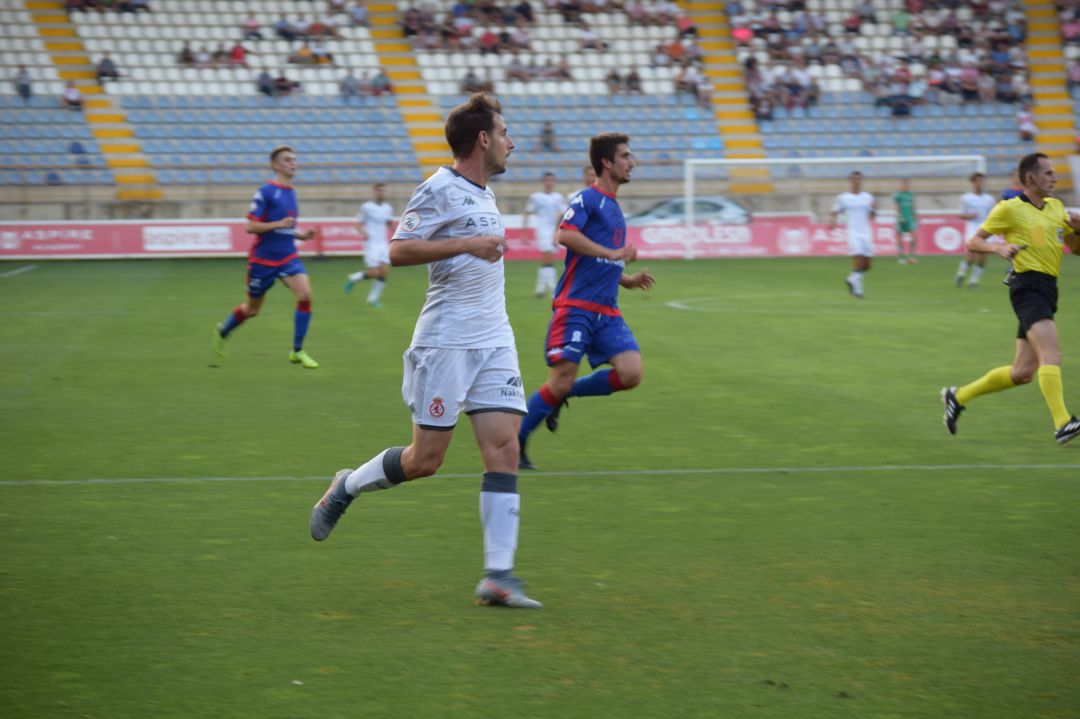 El cuerpo de Castañeda ha dicho basta tras un maratón de partidos en sus piernas El cuerpo de Castañeda ha dicho basta tras un maratón de partidos en sus piernas