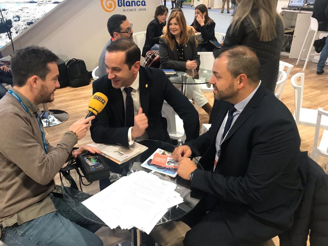 Benissa en Fitur. El alcalde Arturo Poquet y Jorge Ivars, concejal de Turismo. Benissa en Fitur. El alcalde Arturo Poquet y Jorge Ivars, concejal de Turismo.