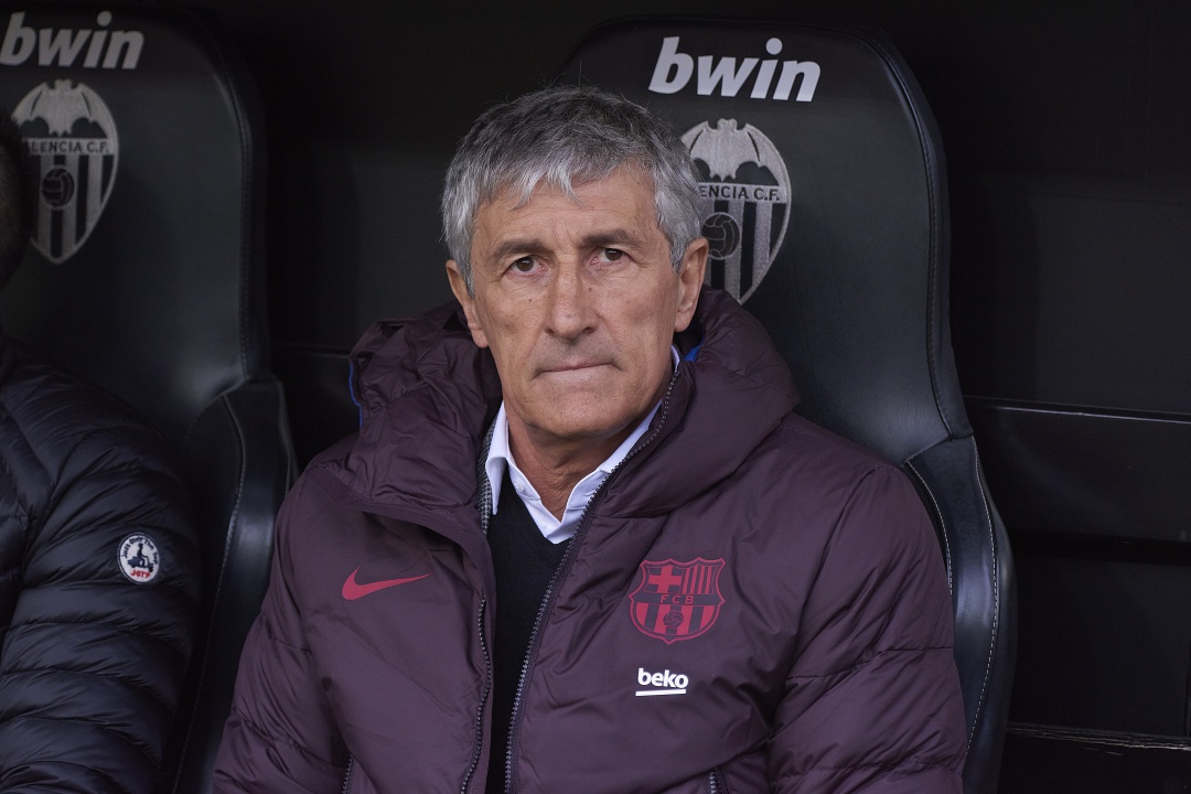 Quique Setién en el banquillo de Mestalla Quique Setién en el banquillo de Mestalla