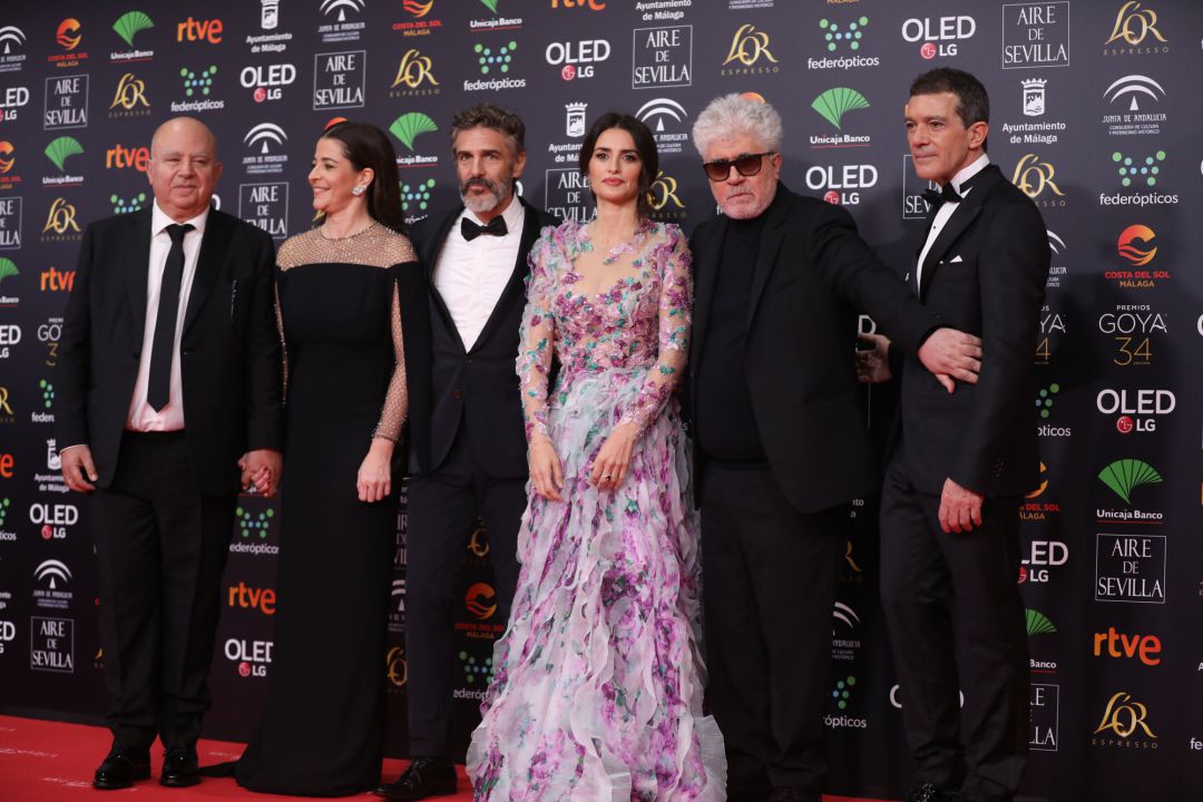 La actriz Penélope Cruz, el director Pedro Almodóvar y el actor Antonio Banderas La actriz Penélope Cruz, el director Pedro Almodóvar y el actor Antonio Banderas