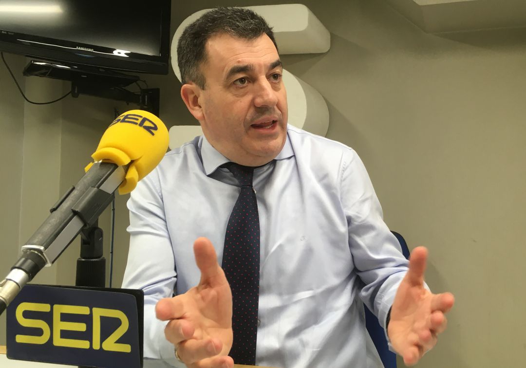 Román Rodríguez censura la "relajación" del gobierno de Sánchez con el Xacobeo