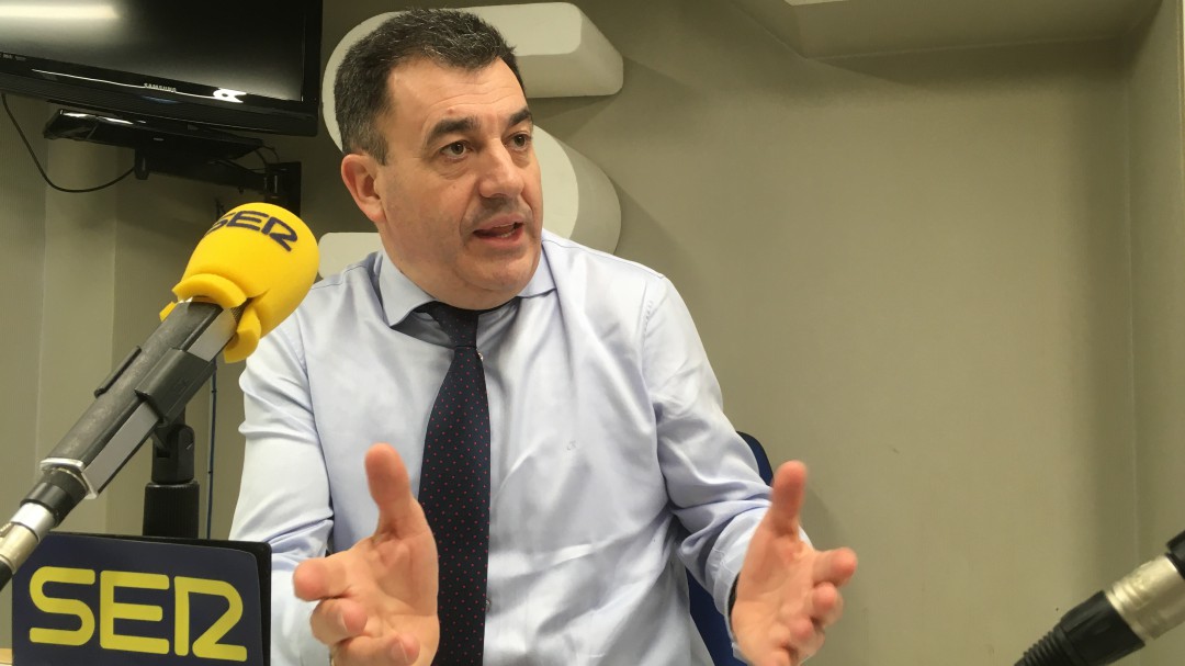 Román Rodríguez censura la "relajación" del gobierno de Sánchez con el Xacobeo