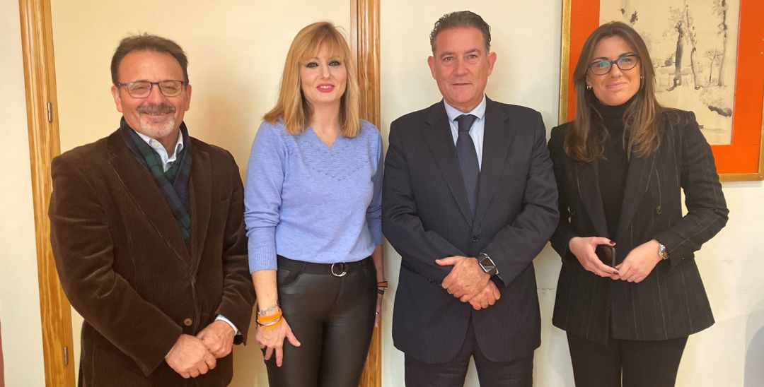 Miembros del partido naranja en Jaén capital y Linares se reunieron para abordar la interconexión de intereses entre ambas ciudades Miembros del partido naranja en Jaén capital y Linares se reunieron para abordar la interconexión de intereses entre ambas ciudades