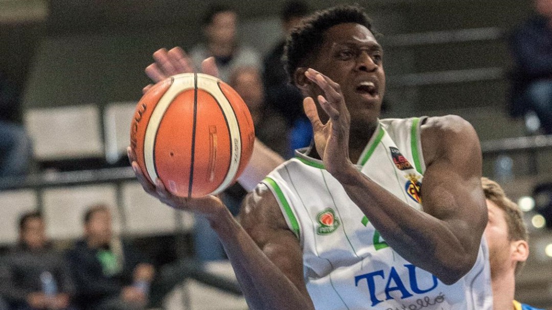 El COB suma la décima victoria de la temporada gracias a los triples
