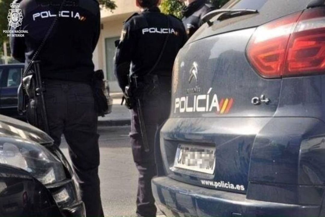 Detenido un joven por amenazar con quemar a los trabajadores de un centro de ayuda a migrantes Detenido un joven por amenazar con quemar a los trabajadores de un centro de ayuda a migrantes