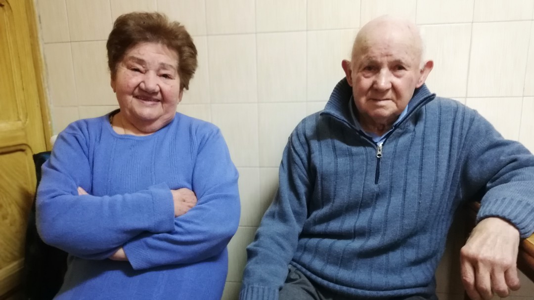 Los últimos de Casetas: así vive la única familia del abandonado poblado minero