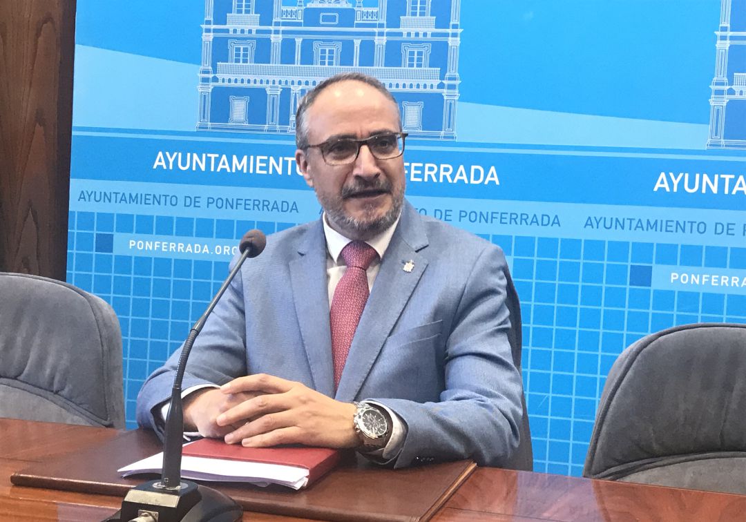 Ramón recrimina a Sacyl que todavía no haya consignado presupuesto para el centro de especialidades
