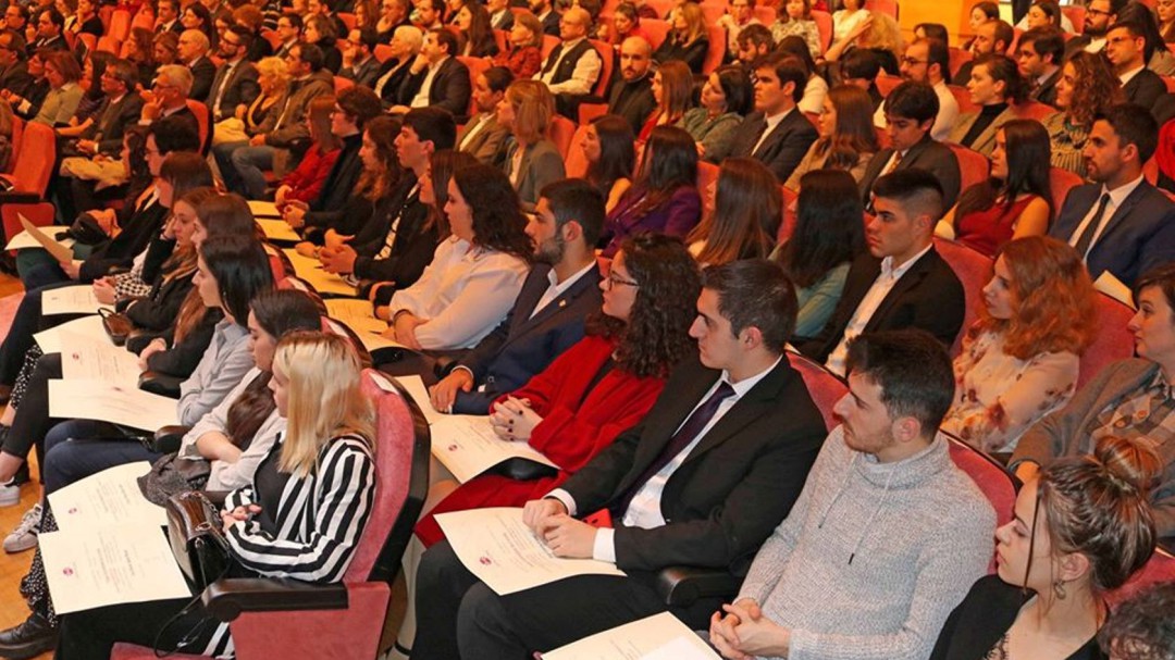 Día de la Universidad: premios a los expedientes más brillantes
