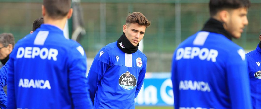 Hugo Vallejo, en el entrenamiento con el Deportivo Hugo Vallejo, en el entrenamiento con el Deportivo