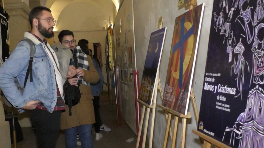 Los moros y cristianos inauguran la 40 edición del concurso del cartel anunciador