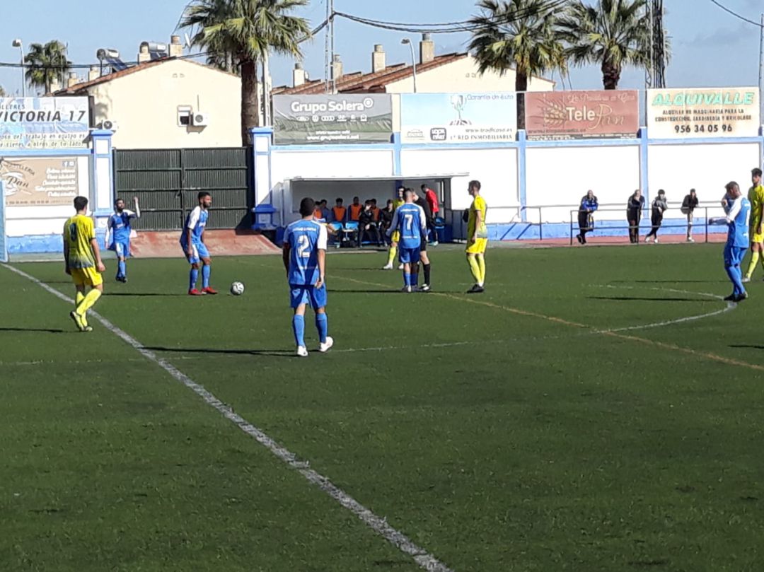 Imagen del partido disputado este domingo en Guadalcacin Imagen del partido disputado este domingo en Guadalcacin