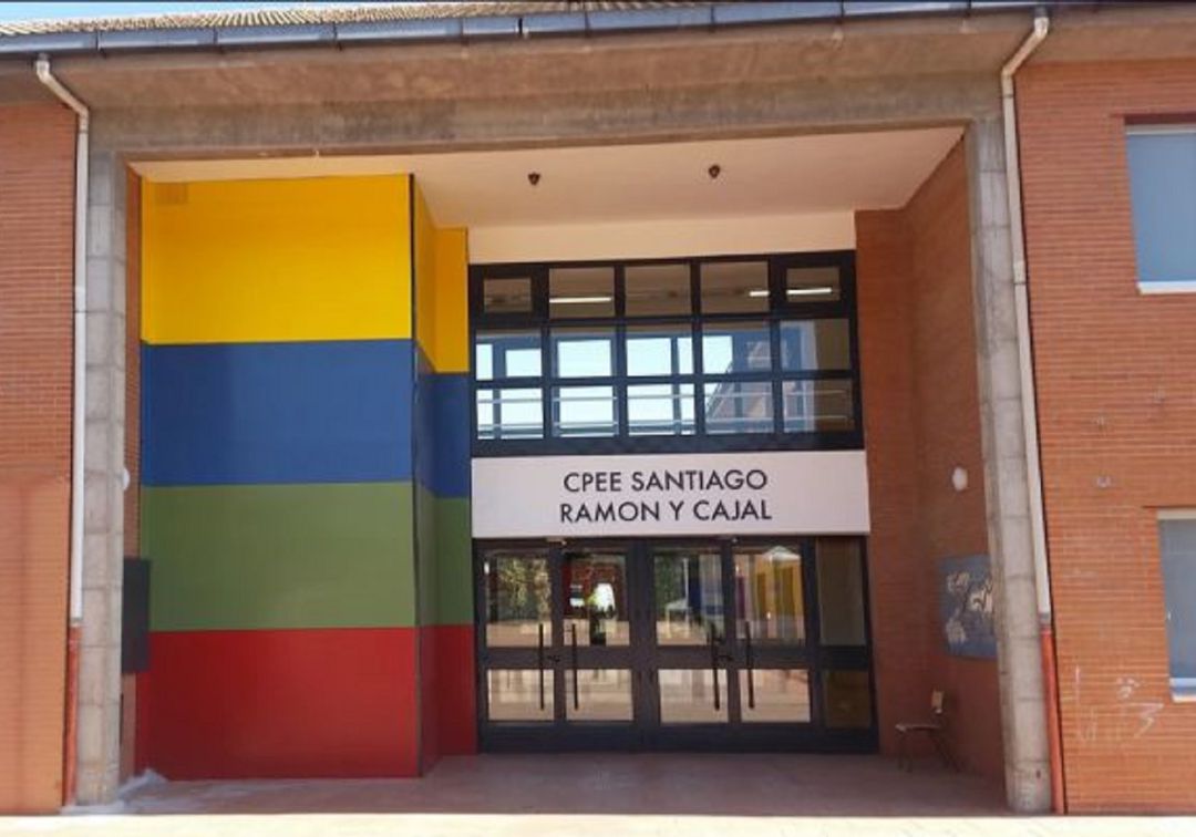 La madre del niño con autismo maltratado en el cole: "La Comunidad lo ha tapado y nos ha amenzado"