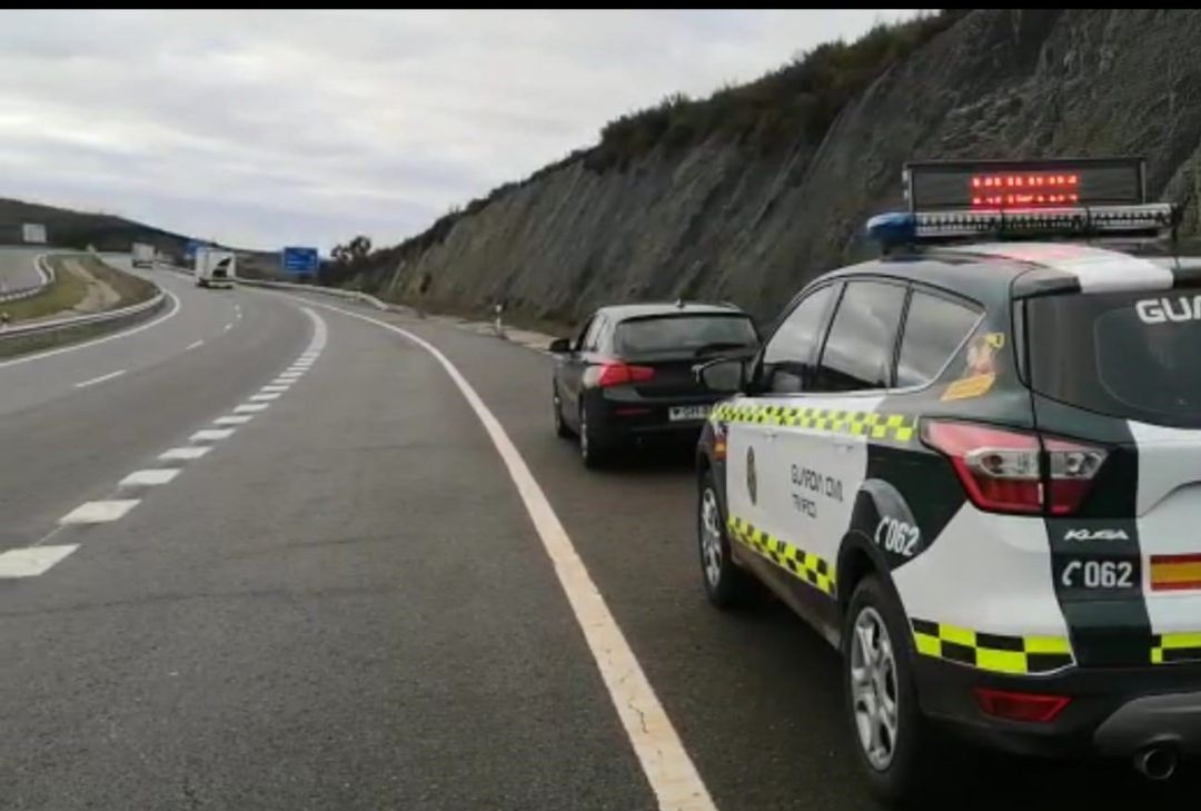 El conductor fue sorprendido en un control de velocidad El conductor fue sorprendido en un control de velocidad