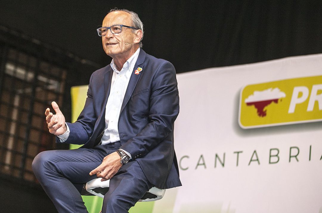 El vicesecretario general del PRC, Javier López Marcano, en una imagen de archivo, durante un acto electoral. El vicesecretario general del PRC, Javier López Marcano, en una imagen de archivo, durante un acto electoral.