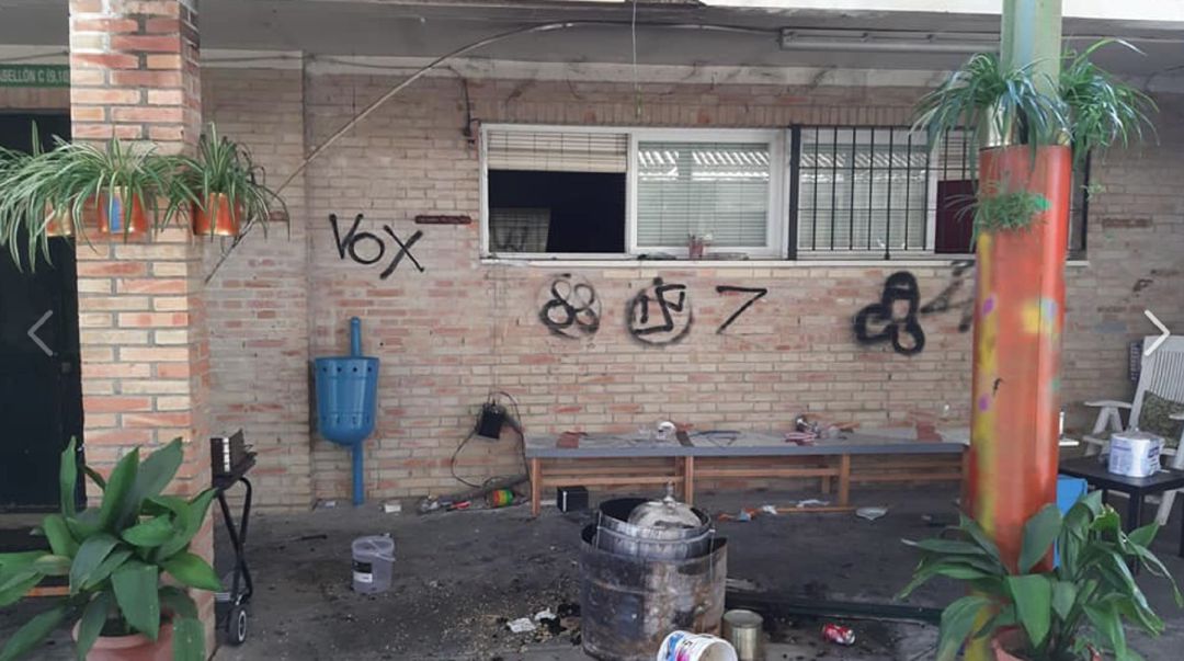 Ataque a la sede de una asociación de mujeres en Camas Ataque a la sede de una asociación de mujeres en Camas