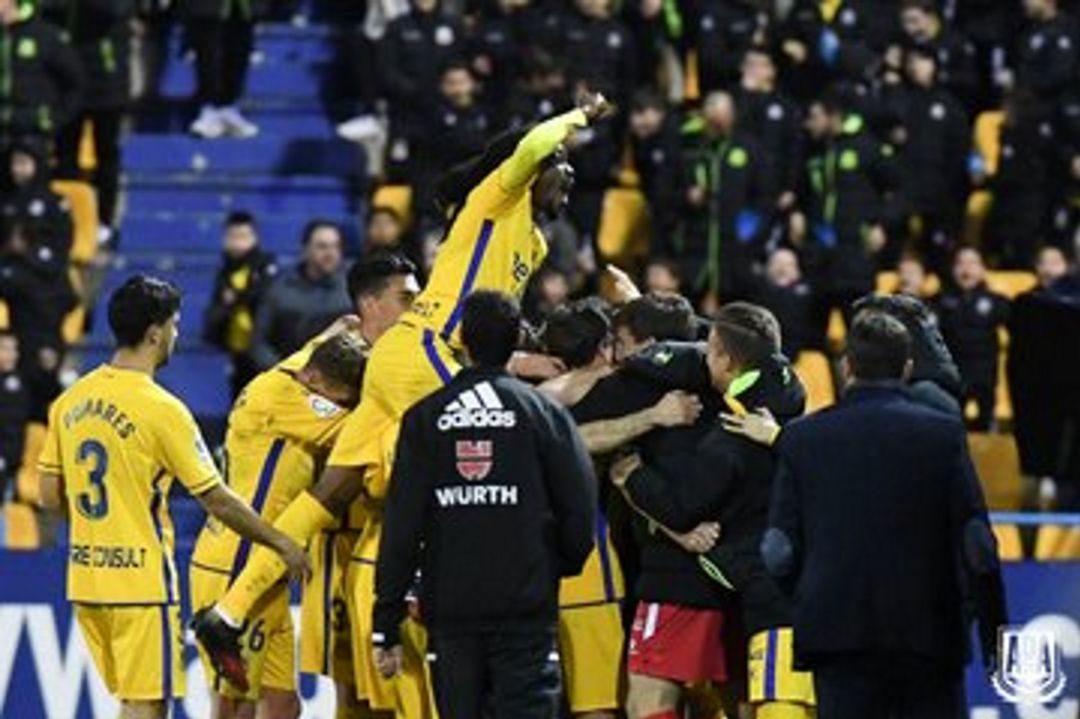 El Alcorcón gana a la Ponferradina por 3-1 El Alcorcón gana a la Ponferradina por 3-1