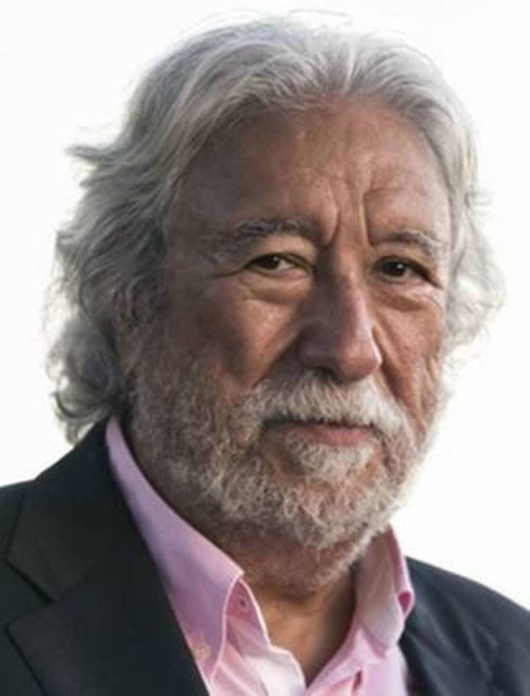 Agustín Medina, grande de la publicidad española, dona su archivo histórico al Centro de Documentación Publicitaria de Mallorca Agustín Medina, grande de la publicidad española, dona su archivo histórico al Centro de Documentación Publicitaria de Mallorca