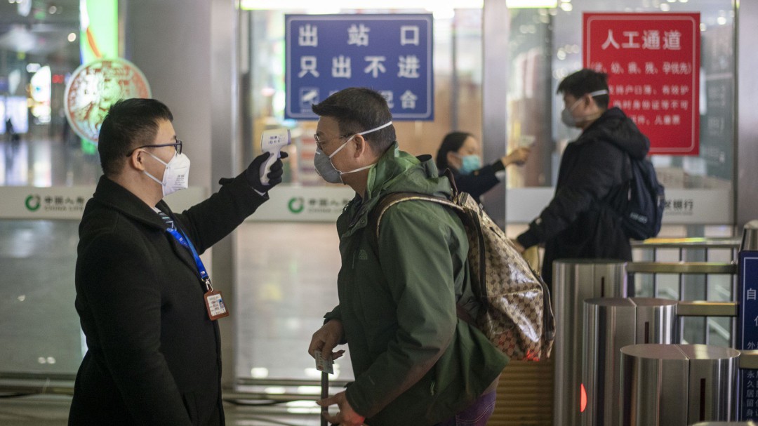 El coronavirus de Wuhan;
Precuación, pero no alarmismo