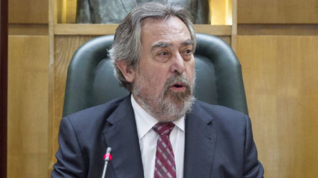 O consenso y unidad en Zaragoza o una simple ciudad de provincias