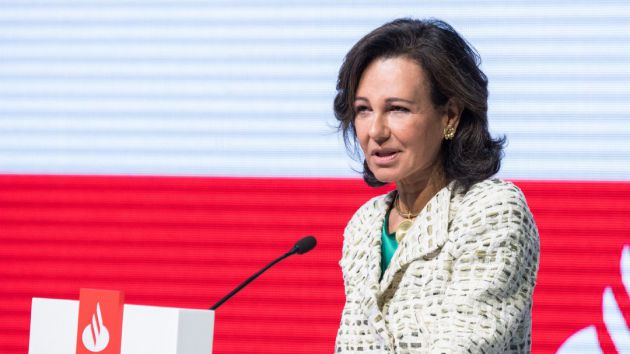 La trama intentó extorsionar a Ana Patricia Botín tras el fallecimiento de su padre La trama intentó extorsionar a Ana Patricia Botín tras el fallecimiento de su padre