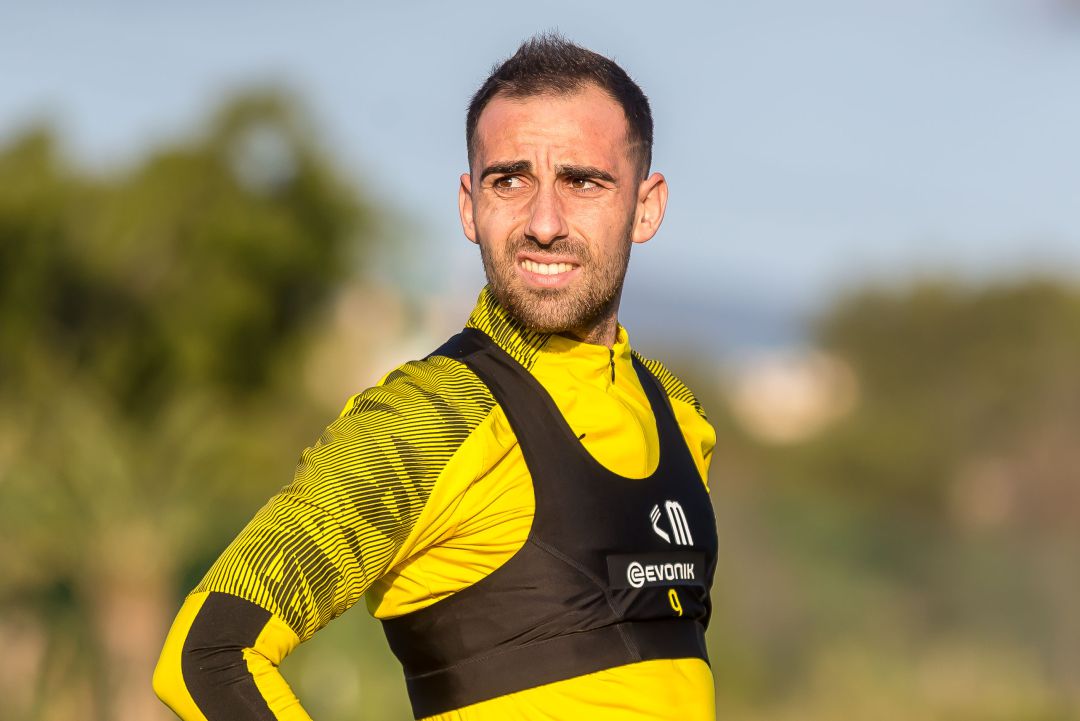 Paco Alcácer durante un entrenamiento del Borussia Dortmund Paco Alcácer durante un entrenamiento del Borussia Dortmund