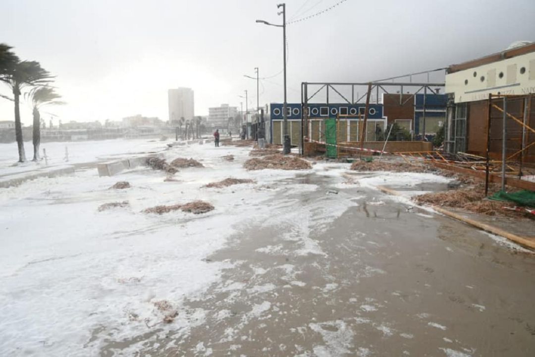Paseo del Arenal totalmente destrozado tras el paso de la borrasca Gloria. Paseo del Arenal totalmente destrozado tras el paso de la borrasca Gloria.