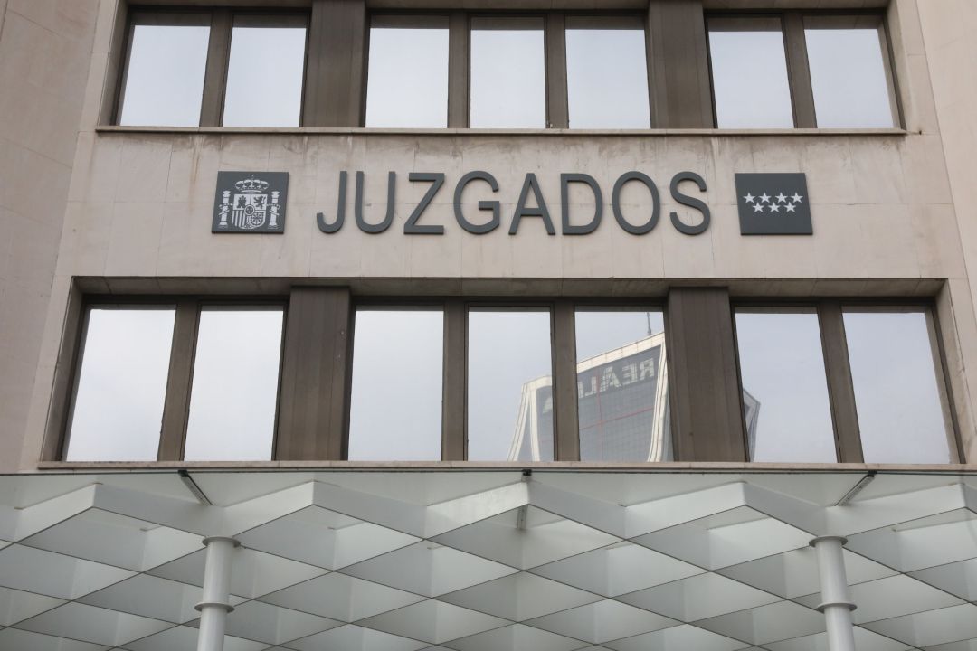 Entrada de los Juzgados de Plaza de Castilla, donde se ha producido la fuga. Entrada de los Juzgados de Plaza de Castilla, donde se ha producido la fuga.
