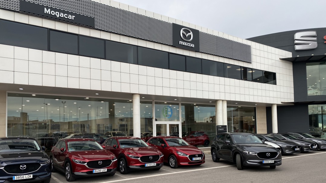 Mogacar Castellón celebra el centenario de Mazda