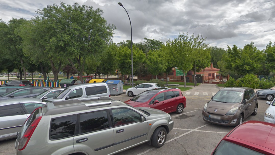 Los lunes al cole entre restos del botellón en Getafe