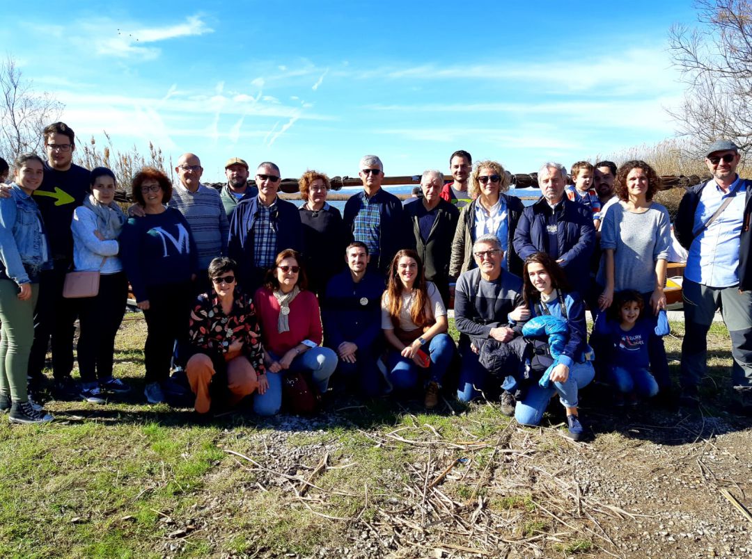 Foto de familia durante los actos con motivo del Día Mundial de los Humedales en el Parque Natural de La Albufera de València Foto de familia durante los actos con motivo del Día Mundial de los Humedales en el Parque Natural de La Albufera de València