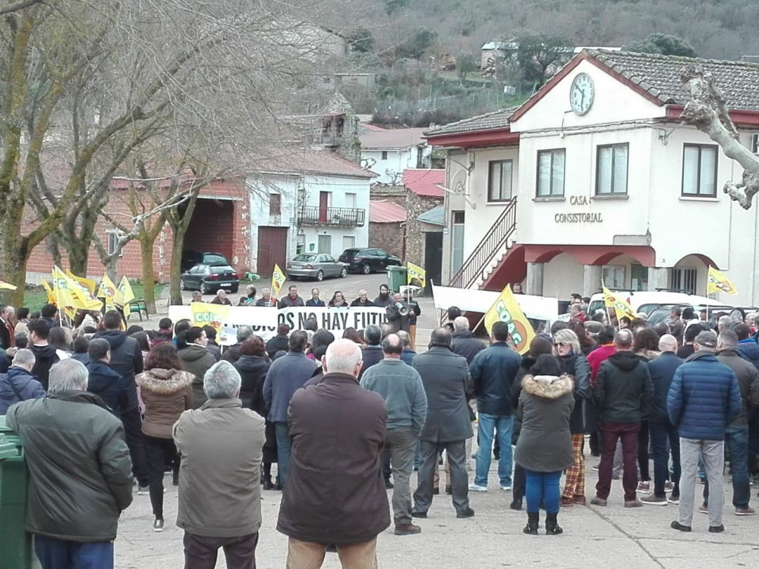 Concentarción contra la precarización de la sanidad pública en San Vicente de la Cabeza Concentarción contra la precarización de la sanidad pública en San Vicente de la Cabeza