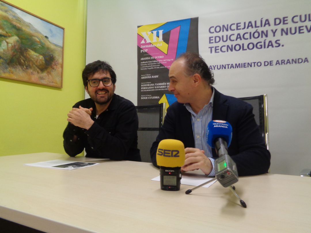 Emilio Berzosa, concejal de Cultura (dcha), y Juan Carlos de la Fuente, coordinador de las jornadas Emilio Berzosa, concejal de Cultura (dcha), y Juan Carlos de la Fuente, coordinador de las jornadas