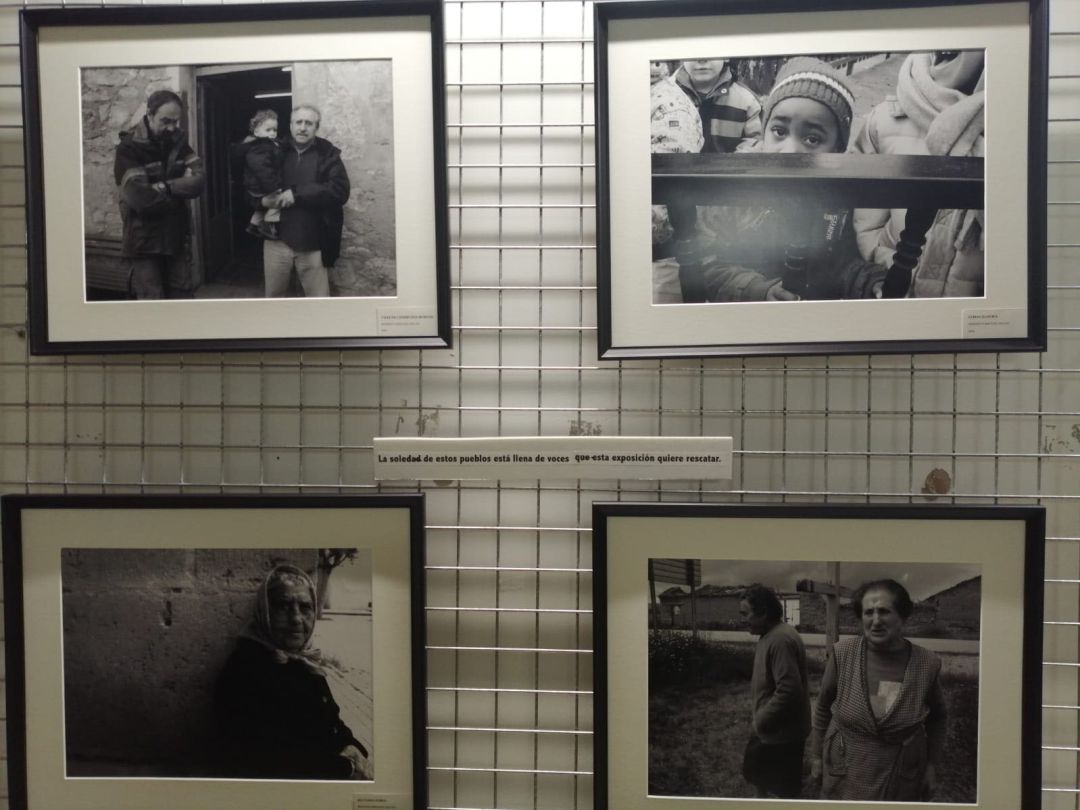 Fotografías de la exposición de Iván García Martín en el Centro Soledad González Fotografías de la exposición de Iván García Martín en el Centro Soledad González