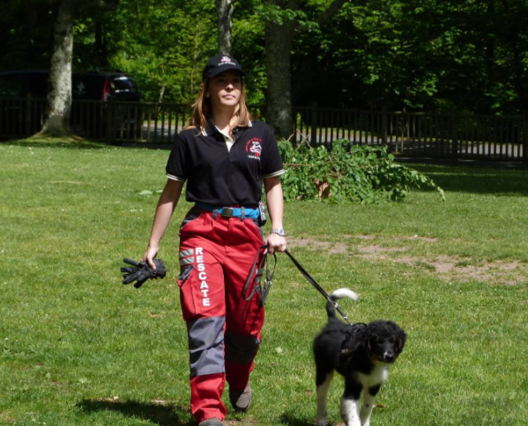 La Unidad Canina de Arrate, en acción La Unidad Canina de Arrate, en acción