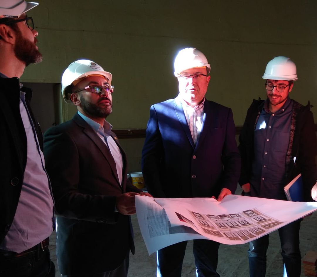 El alcalde de Vila-real, José Benlloch, en su visita a las obras del Gran Casino.
El alcalde de Vila-real, José Benlloch, en su visita a las obras del Gran Casino.
