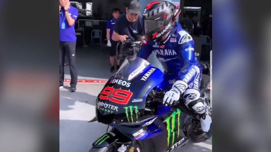 Jorge Lorenzo, probador oficial de Yamaha. Jorge Lorenzo, probador oficial de Yamaha.
