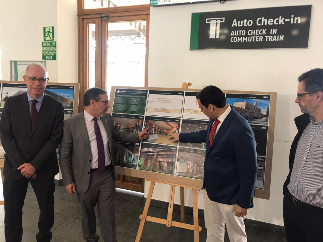 Gobierno de España, ADIF, el Gobierno regional y el Ayuntamiento de Murcia, en la presnetación de la remodelada Estación del Carmen de Murcia Gobierno de España, ADIF, el Gobierno regional y el Ayuntamiento de Murcia, en la presnetación de la remodelada Estación del Carmen de Murcia