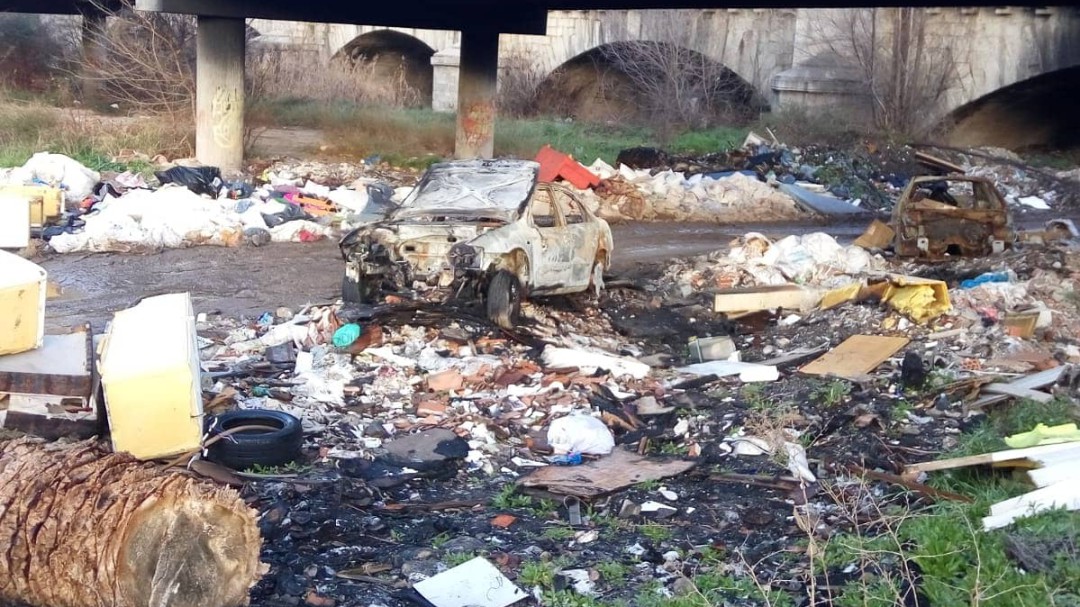 El vertedero del Guadarrama, la basura inunda su ribera
