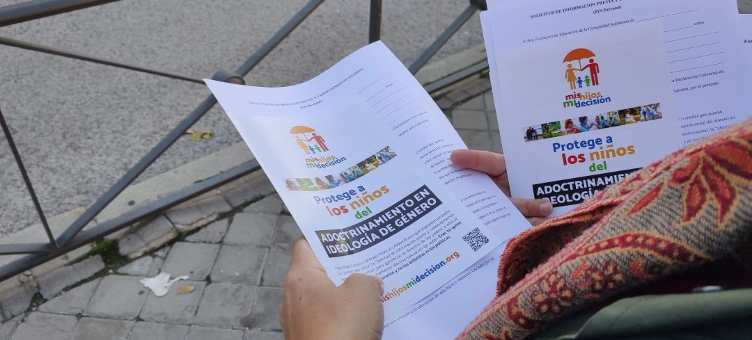 Hazte Oír quiere entregar a los padres de Leganes información sobre cómo activar el 'pin parental' Hazte Oír quiere entregar a los padres de Leganes información sobre cómo activar el 'pin parental'