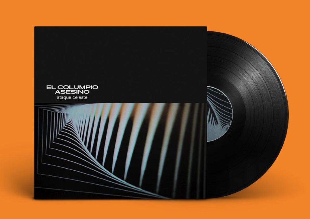 El nuevo disco de El Columpio Asesino, 'Ataque Celeste', saldrá el 21 de febrero. El nuevo disco de El Columpio Asesino, 'Ataque Celeste', saldrá el 21 de febrero.