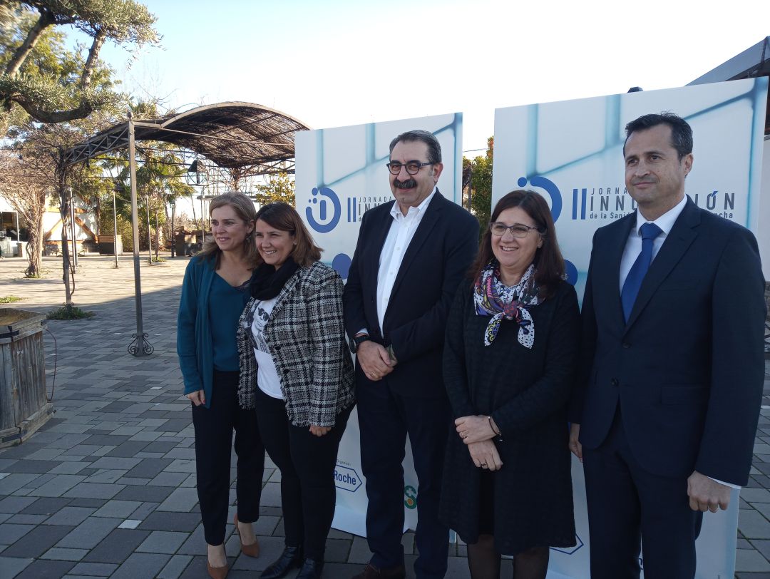 Jesús Fernández Sanz junto a Tita García Jesús Fernández Sanz junto a Tita García