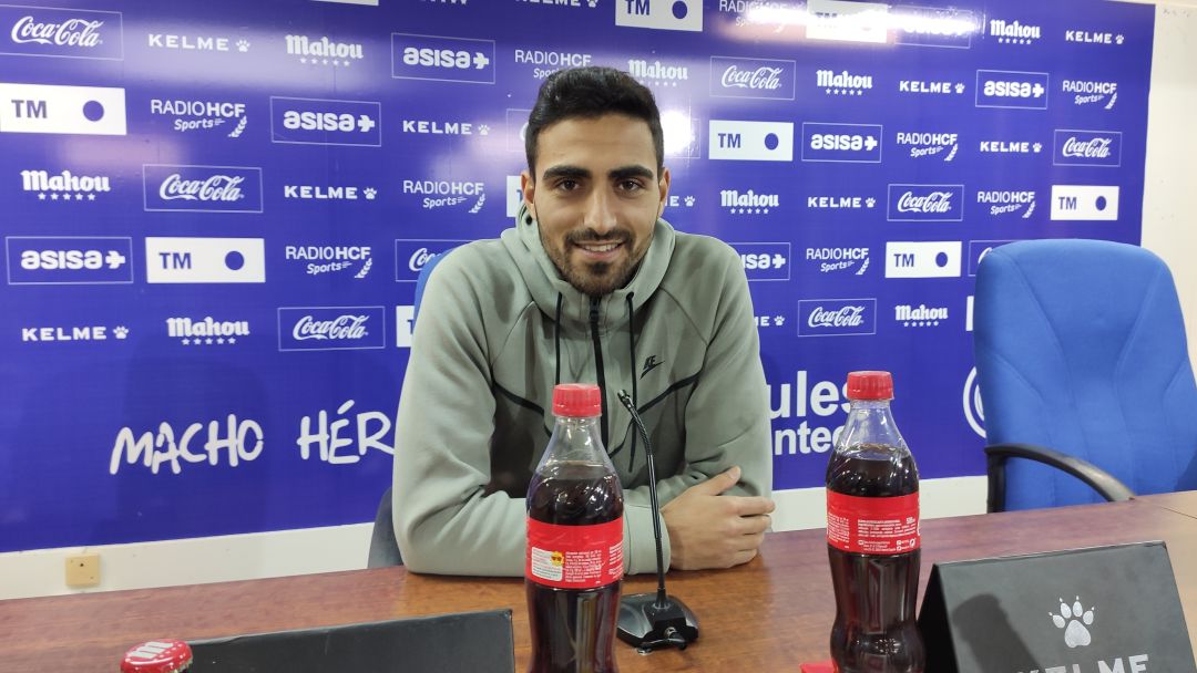 Niko Vergos, en la sala de prensa del Rico Pérez Niko Vergos, en la sala de prensa del Rico Pérez