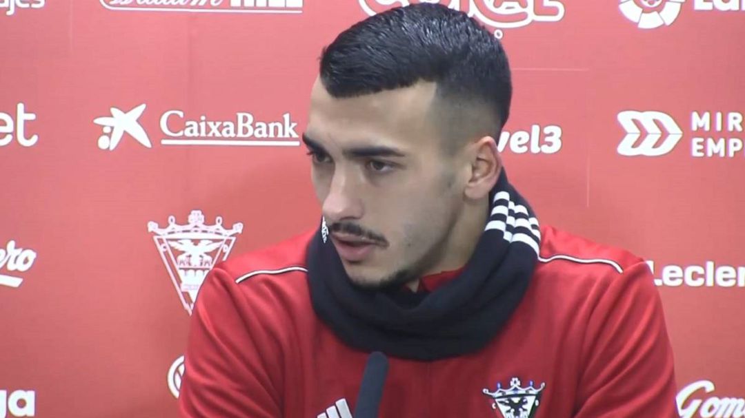 Antonio Sánchez en rueda de prensa. Antonio Sánchez en rueda de prensa.