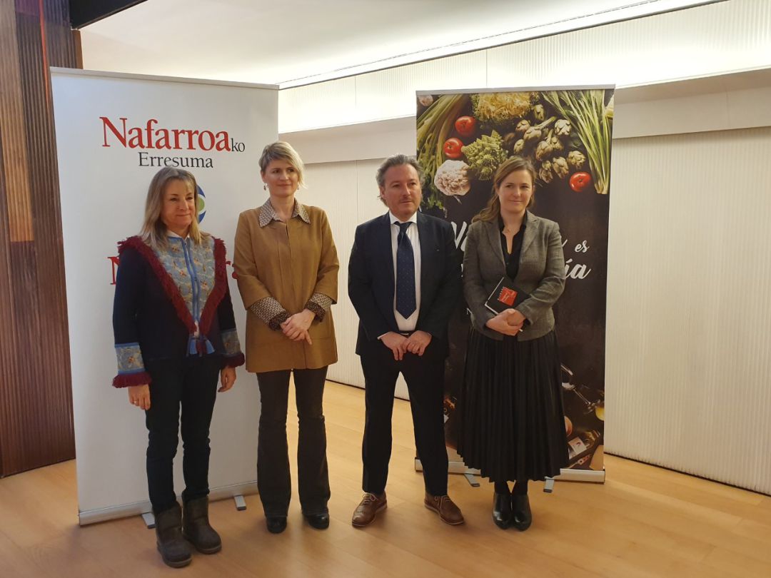 De izquierda a derecha, Ana Beriain, Maitena Ezkutari, Luís Cortes y Maite Gabilondo. De izquierda a derecha, Ana Beriain, Maitena Ezkutari, Luís Cortes y Maite Gabilondo.