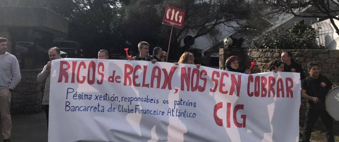 Concentración de trabajadores en el Club Financiero Concentración de trabajadores en el Club Financiero