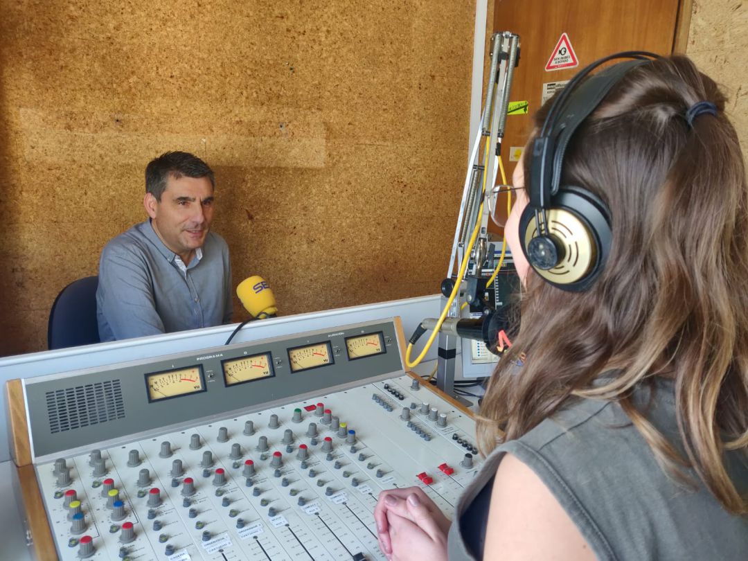 Miguel García na entrevista en Radio Lugo Miguel García na entrevista en Radio Lugo